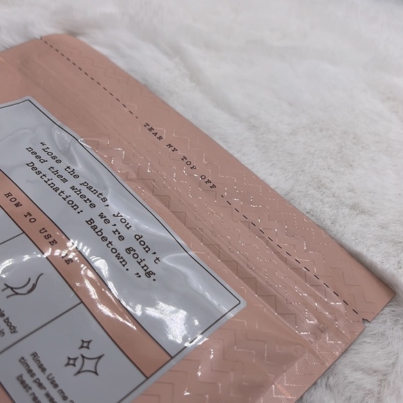 4/$25 or 2/$15 Frank Body Original Coffee Scrub - Shower Body Exfoliator - Picture 4 of 4